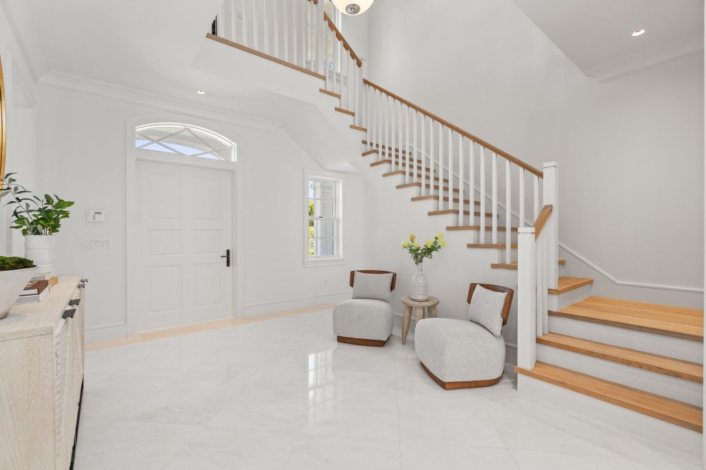 Property photo 2 of 12 <Alttext/>