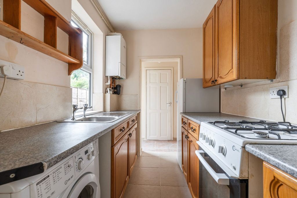 Property photo 3 of 13