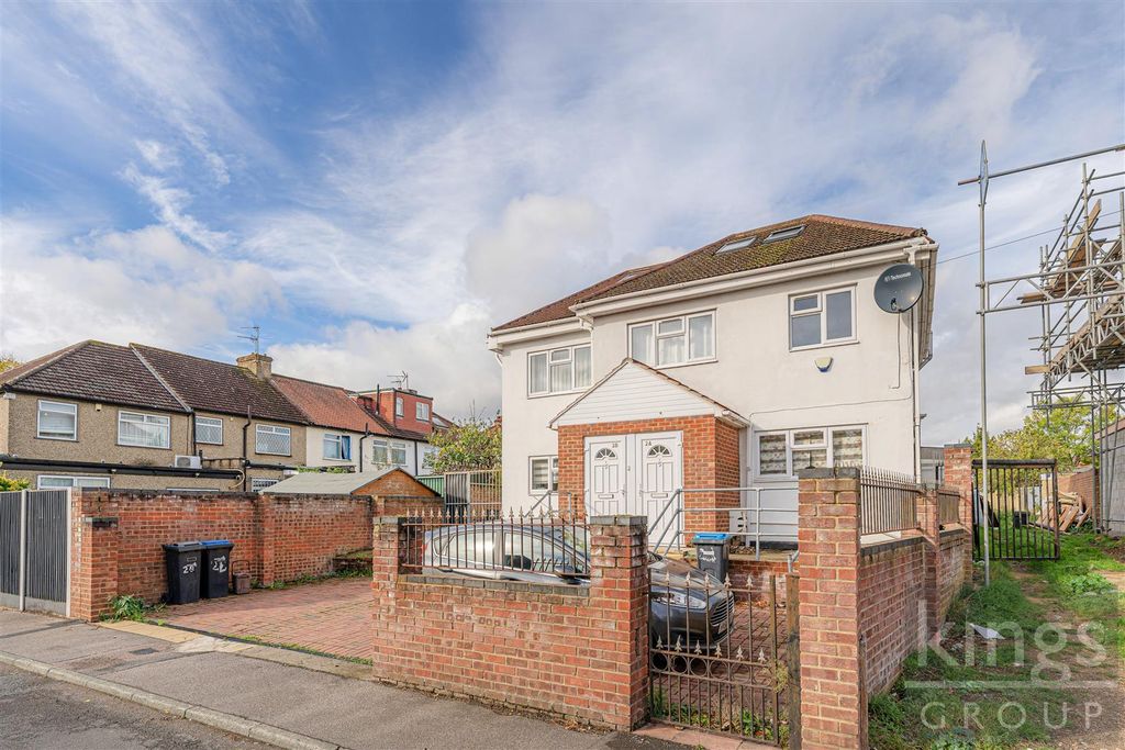 Property photo 1 of 22