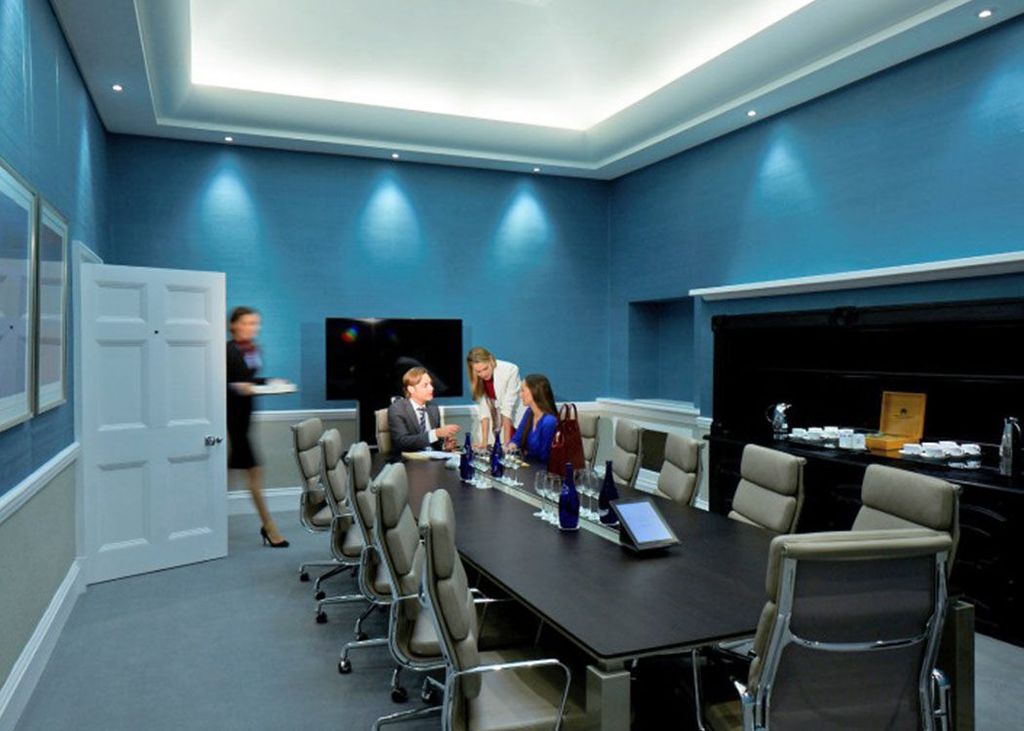 Property photo 2 of 8