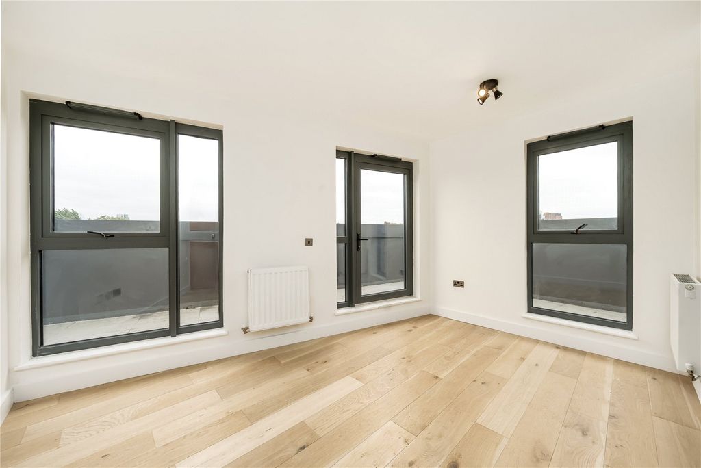 Property photo 1 of 8 Picture No. 07