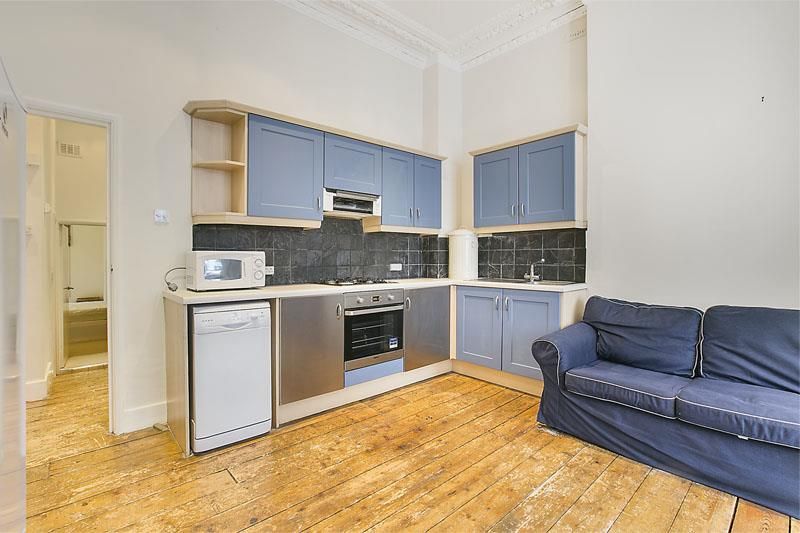 Property photo 3 of 6