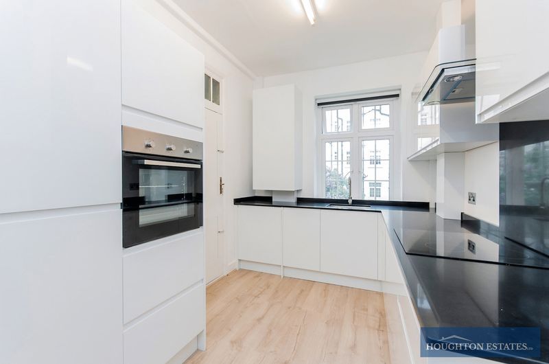 Property photo 2 of 10 Photo 2