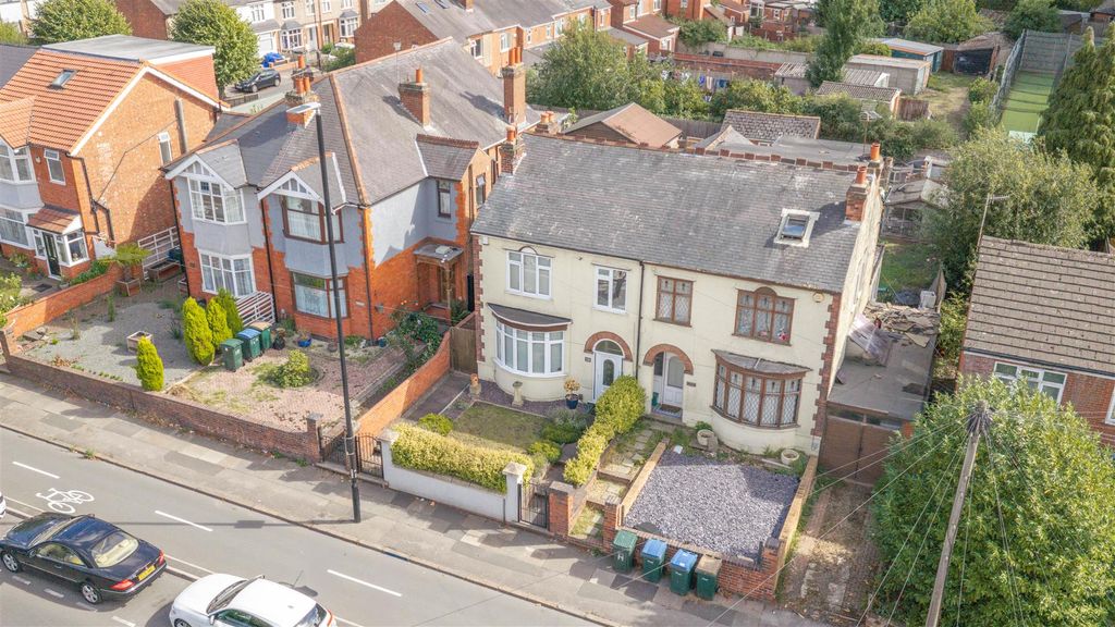 Property photo 2 of 13 158 Binley Road Drone.Jpg