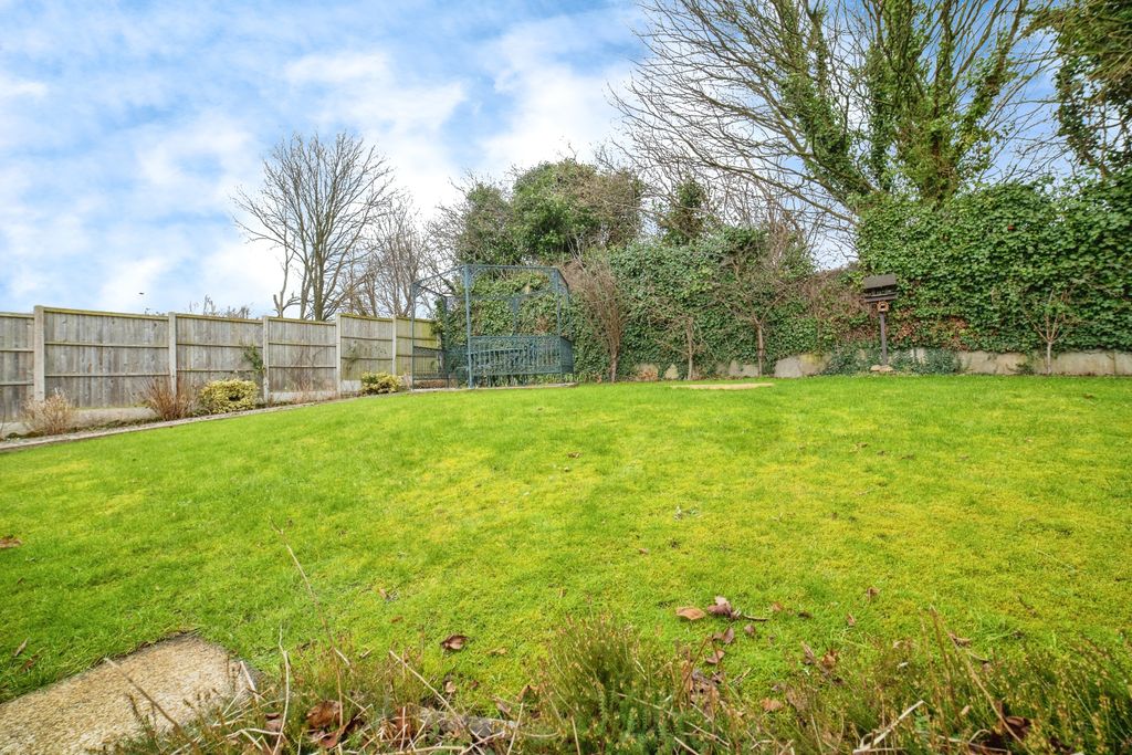 Property photo 2 of 12 Rear Garden