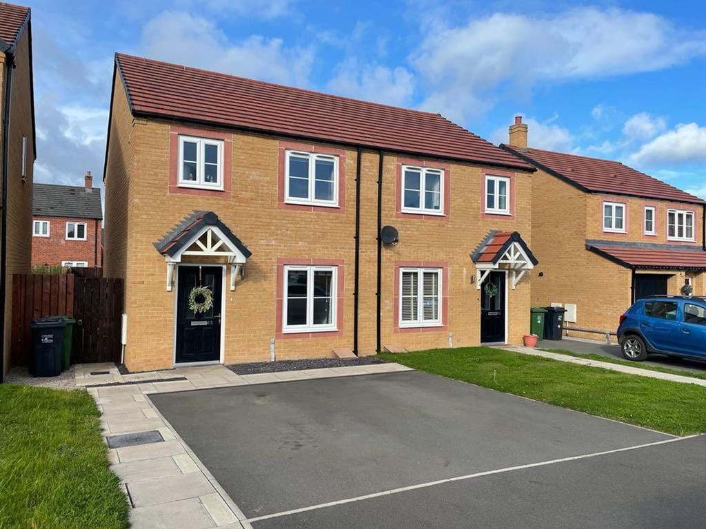 Property photo 1 of 25 External View