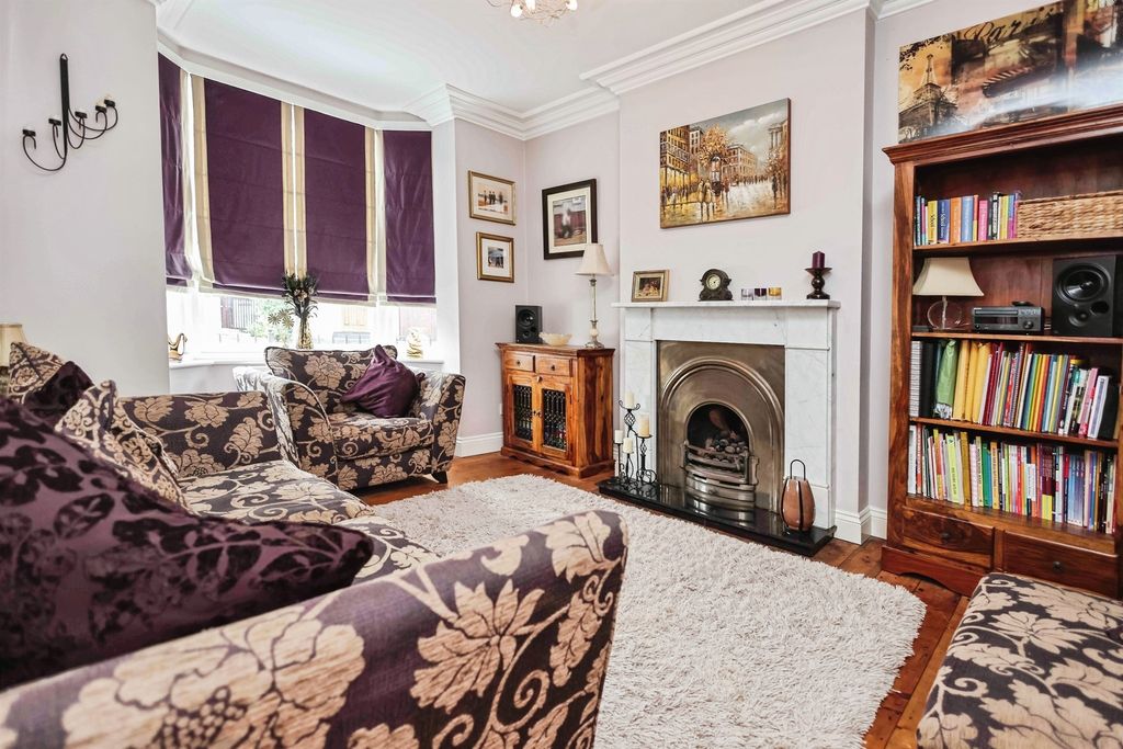Property photo 3 of 16