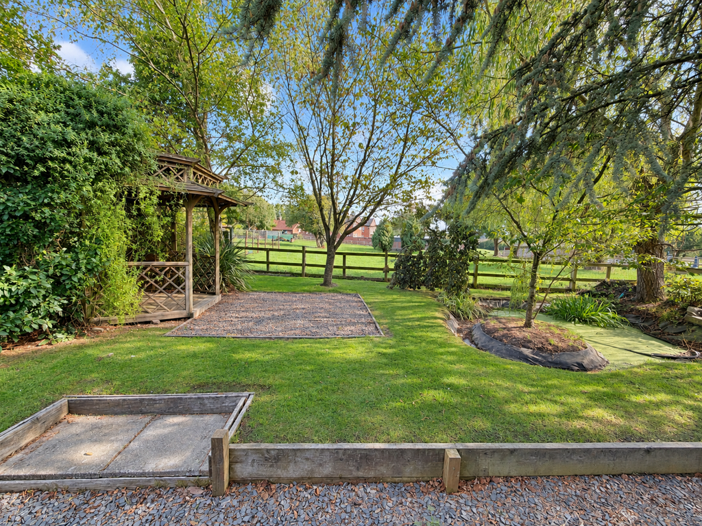 Property photo 3 of 28 Rear Garden