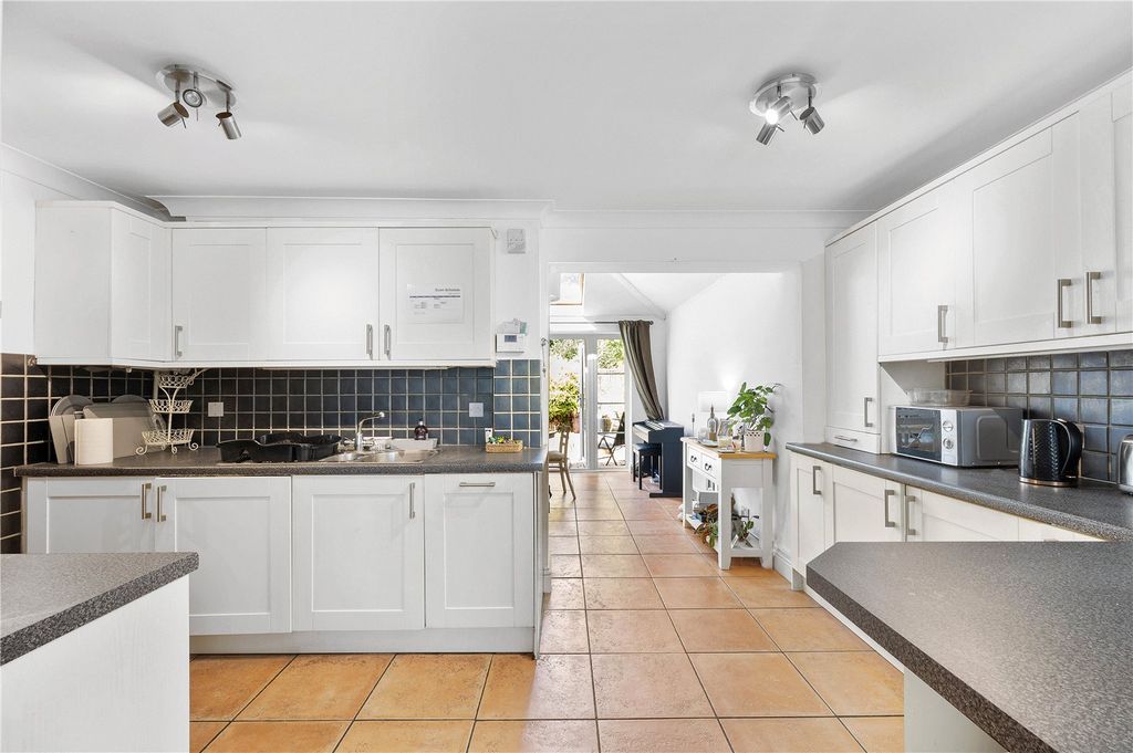 Property photo 3 of 15 Picture No. 16