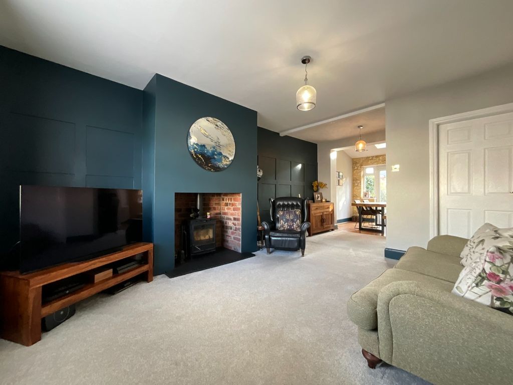 Property photo 2 of 26 4649763