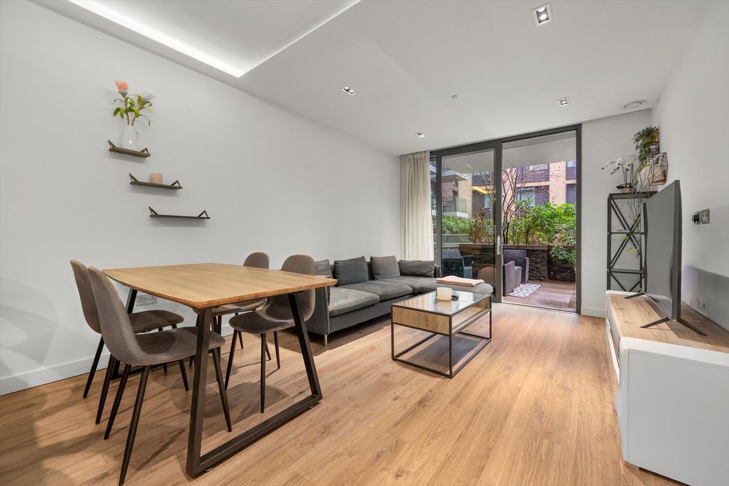 Property photo 1 of 12 Image