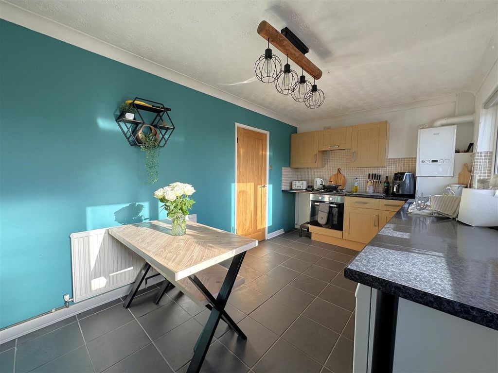 Property photo 3 of 14 3.Jpeg