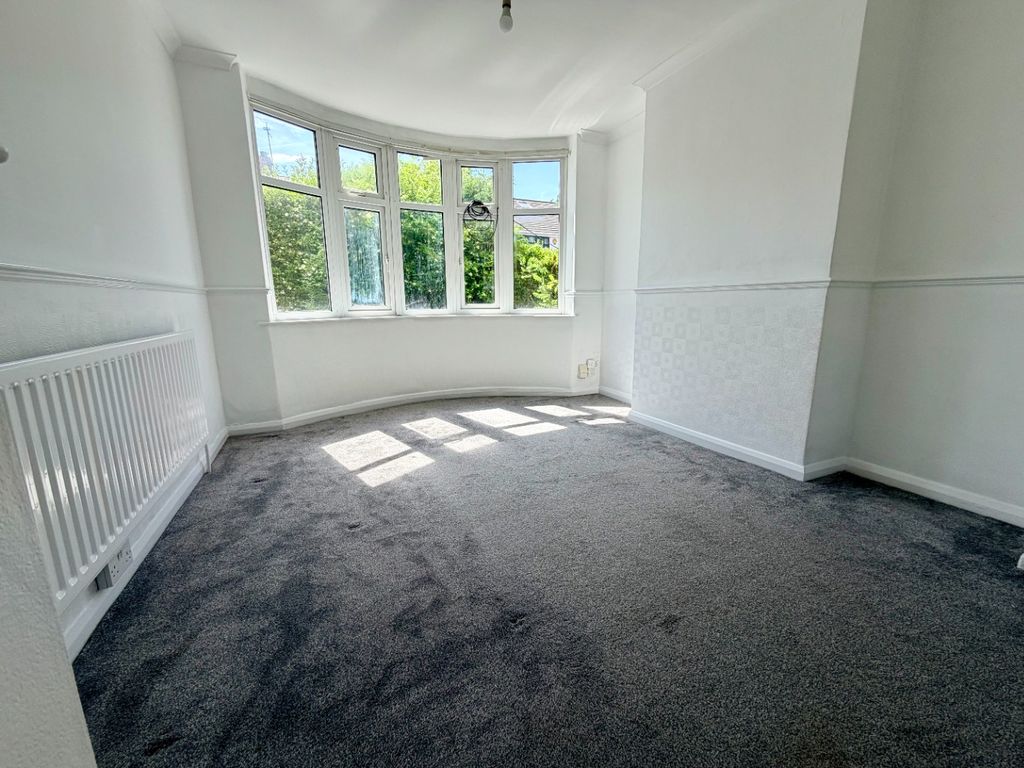Property photo 3 of 11 5246323