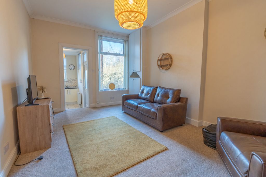 Property photo 2 of 24 Gallery