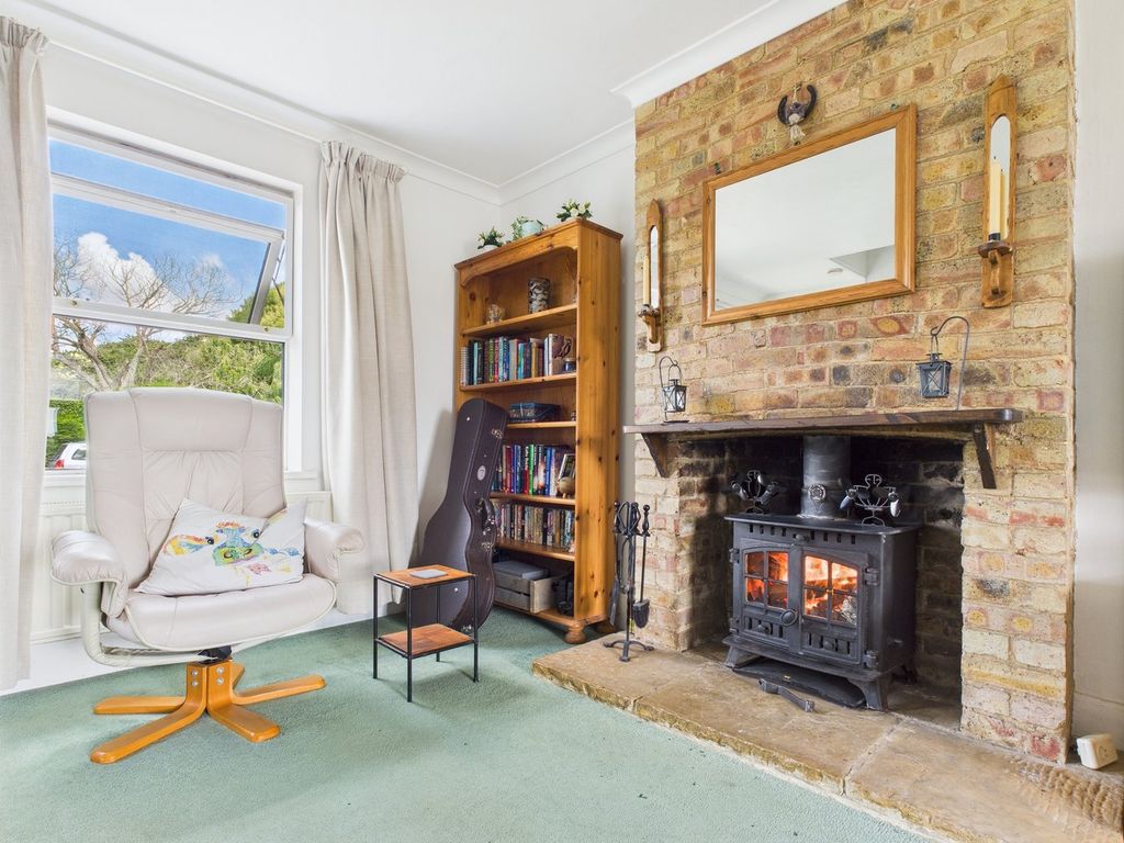 Property photo 2 of 38