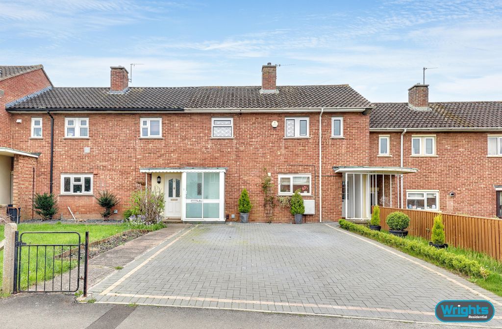 Property photo 1 of 19 Photo 16