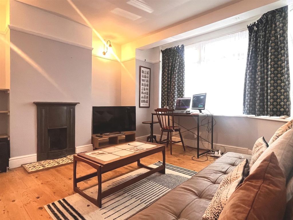 Property photo 1 of 8 Living Room.Jpg