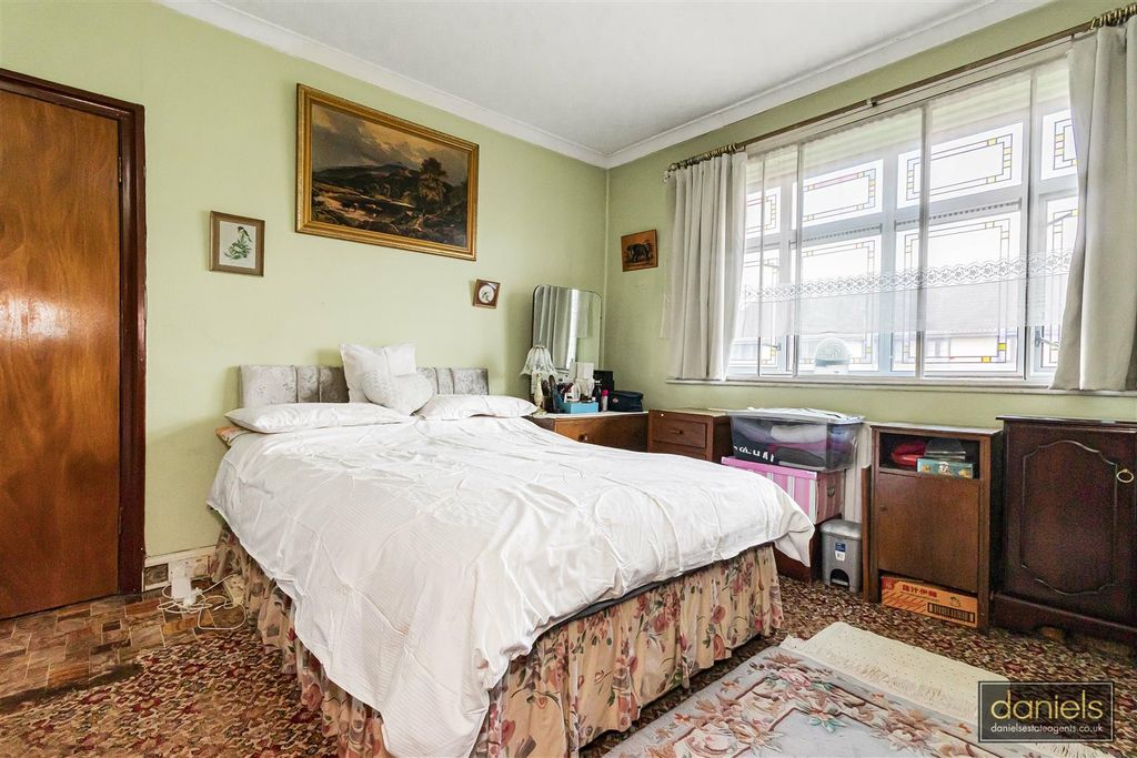 Property photo 3 of 15 23_63292_Watermarked.Jpg