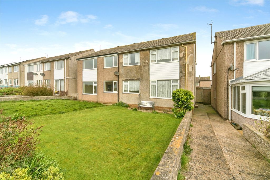 Property photo 1 of 24 Picture No. 05