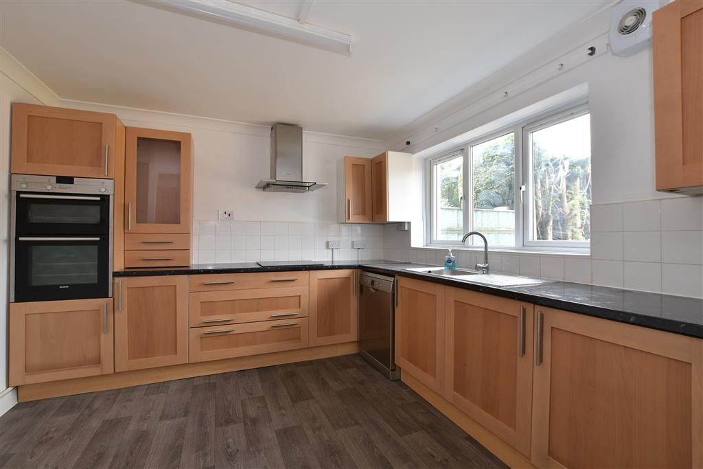Property photo 1 of 13 Kitchen/Dining Room