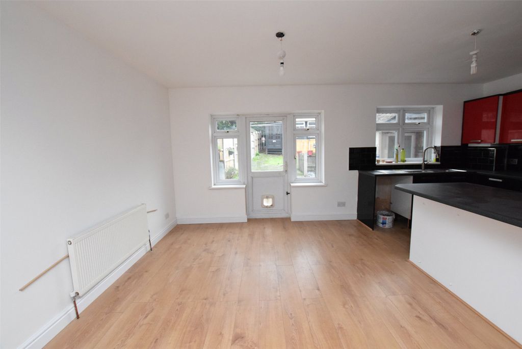 Property photo 3 of 11 Picture No. 11
