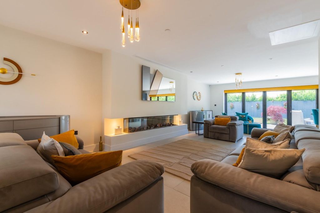 Additional image 12 of 7 bed detached house for saleDruidstone Road, Old St. Mellons, Cardiff CF3