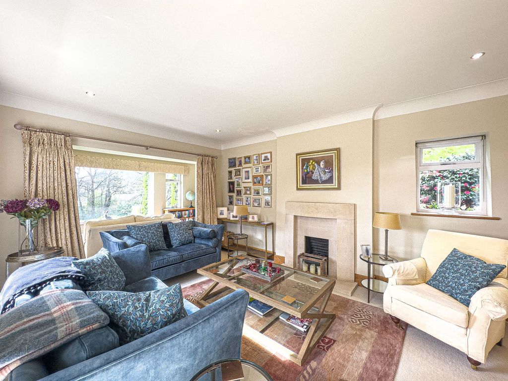 Property photo 2 of 43