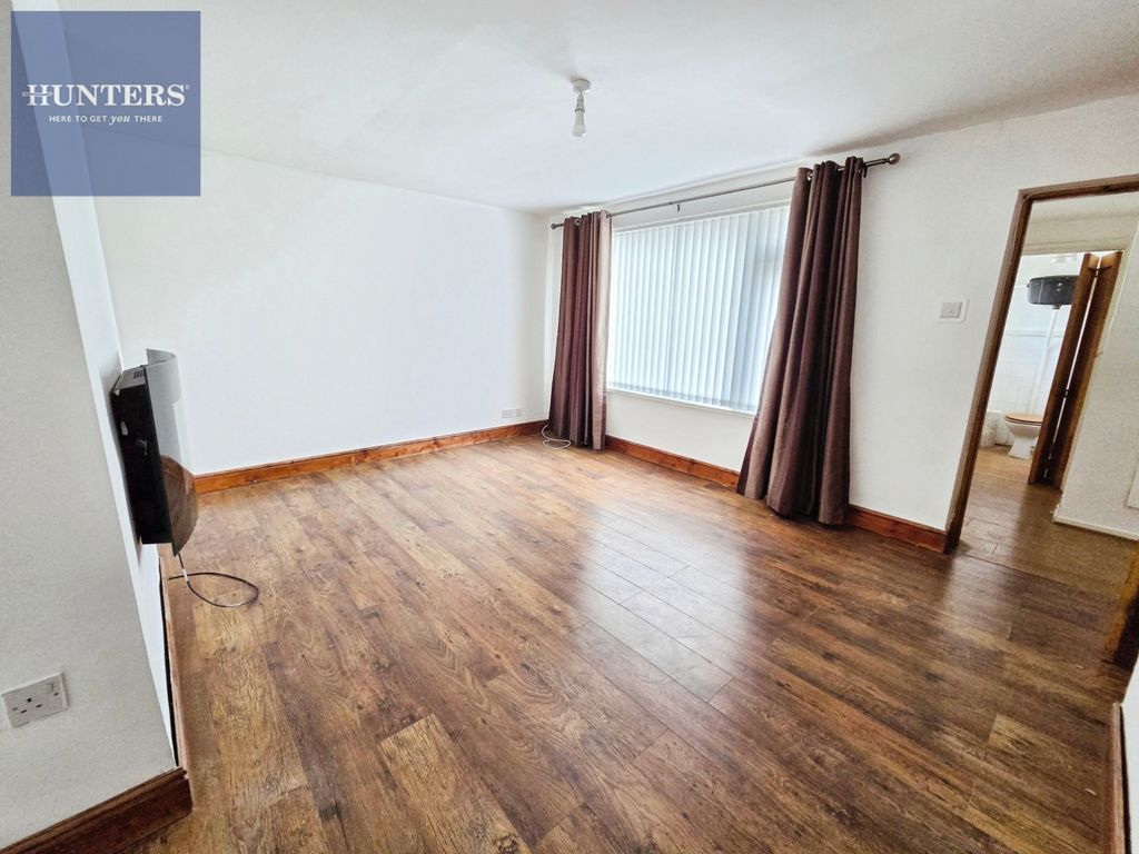 Property photo 2 of 13 Pbox-Img.Jpg