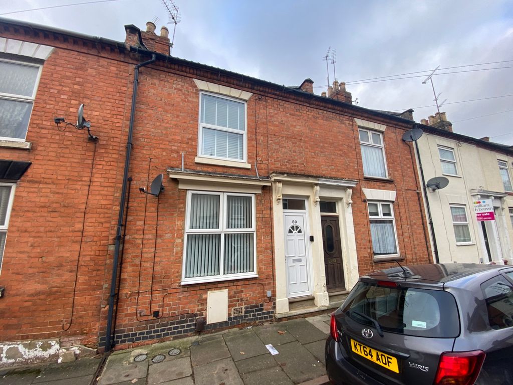 Property photo 1 of 8 Photo 8