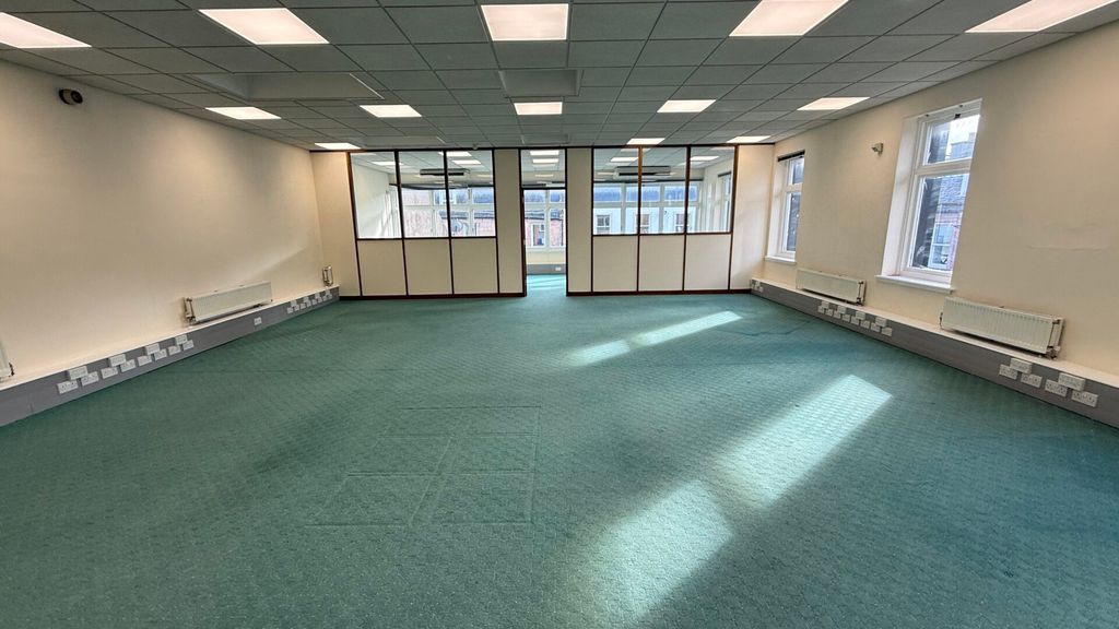 Property photo 3 of 4 Img_1577