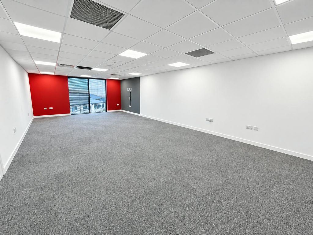 Property photo 1 of 12 Suite 2