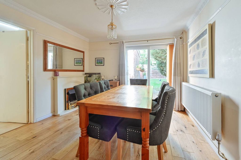 Property photo 3 of 22