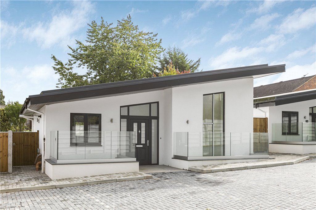 Property photo 1 of 15 Front