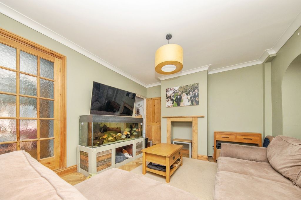 Property photo 3 of 20 Pbox-Img.Jpg