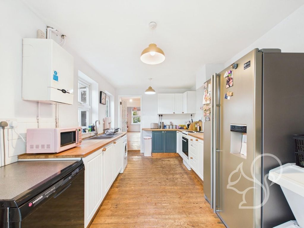 Property photo 2 of 26 Cam01659G0-Pr0343-Still008.Jpg