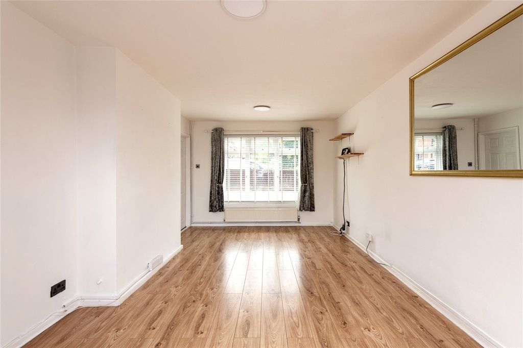 Property photo 3 of 21 Picture No. 18