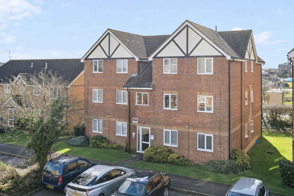 Property photo 1 of 20