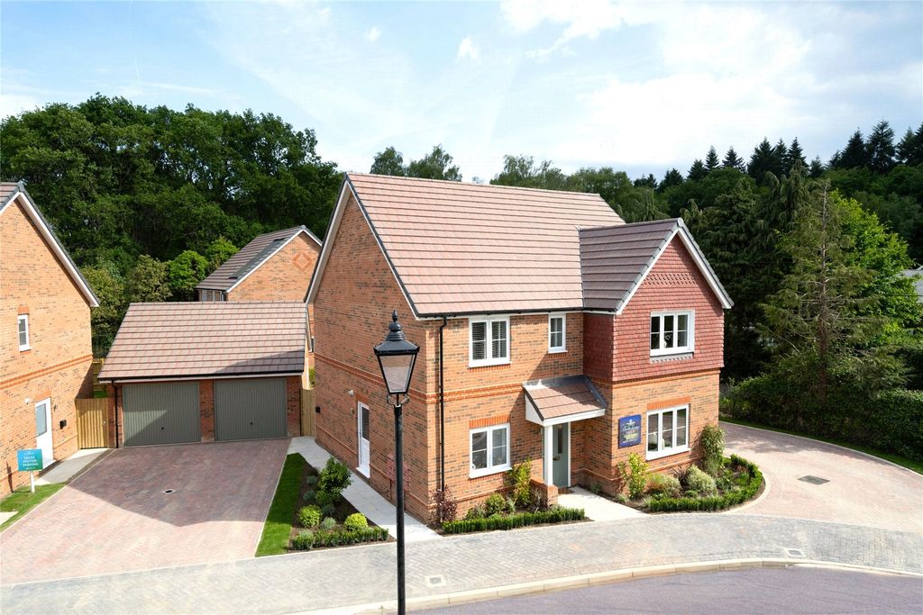 Property photo 1 of 17 Picture No. 01