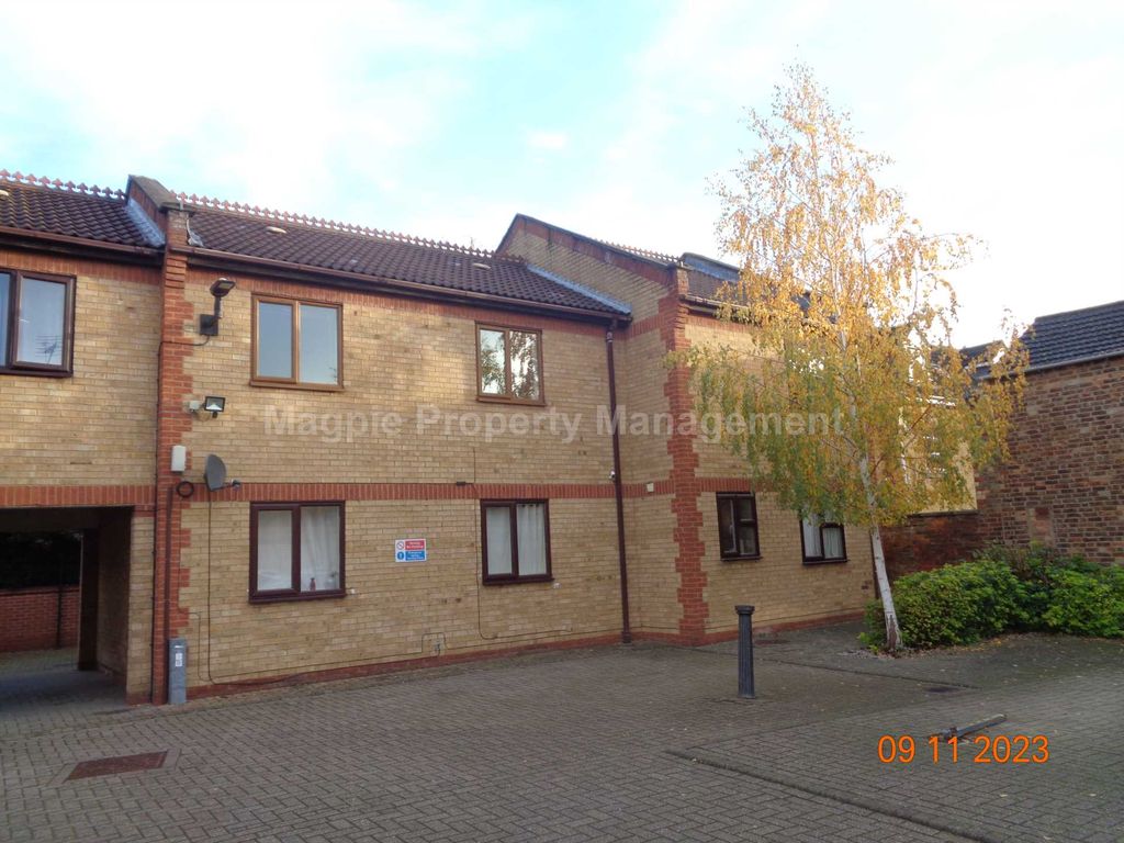 Property photo 1 of 7