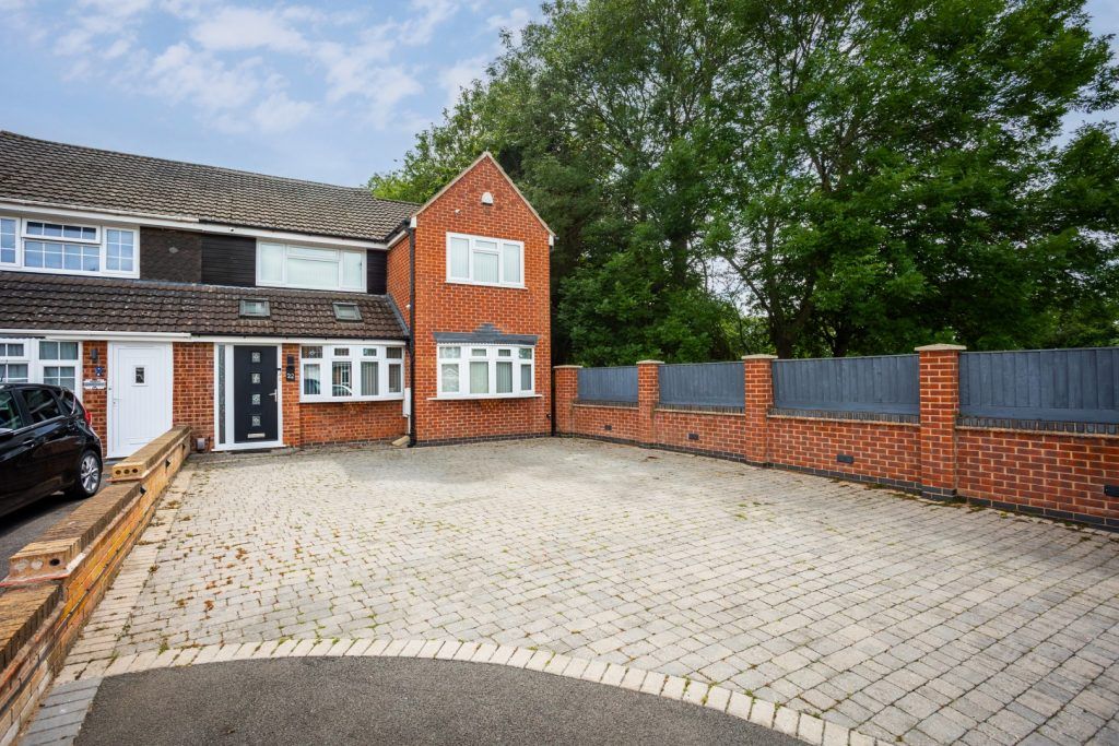 Property photo 2 of 22