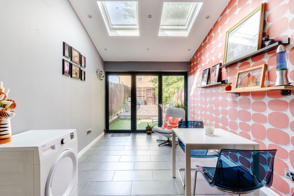 Property photo 2 of 15 3