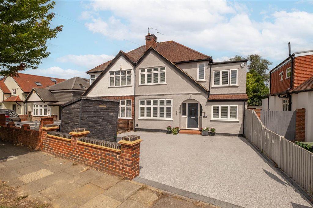 Property photo 1 of 22 58-Elmbridge-Avenue-0085 Copy.Jpg