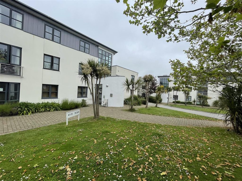 Property photo 1 of 15