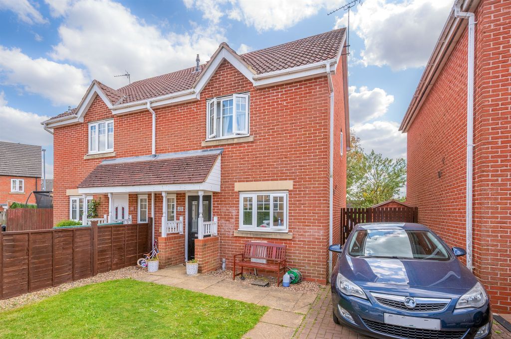 Property photo 1 of 12