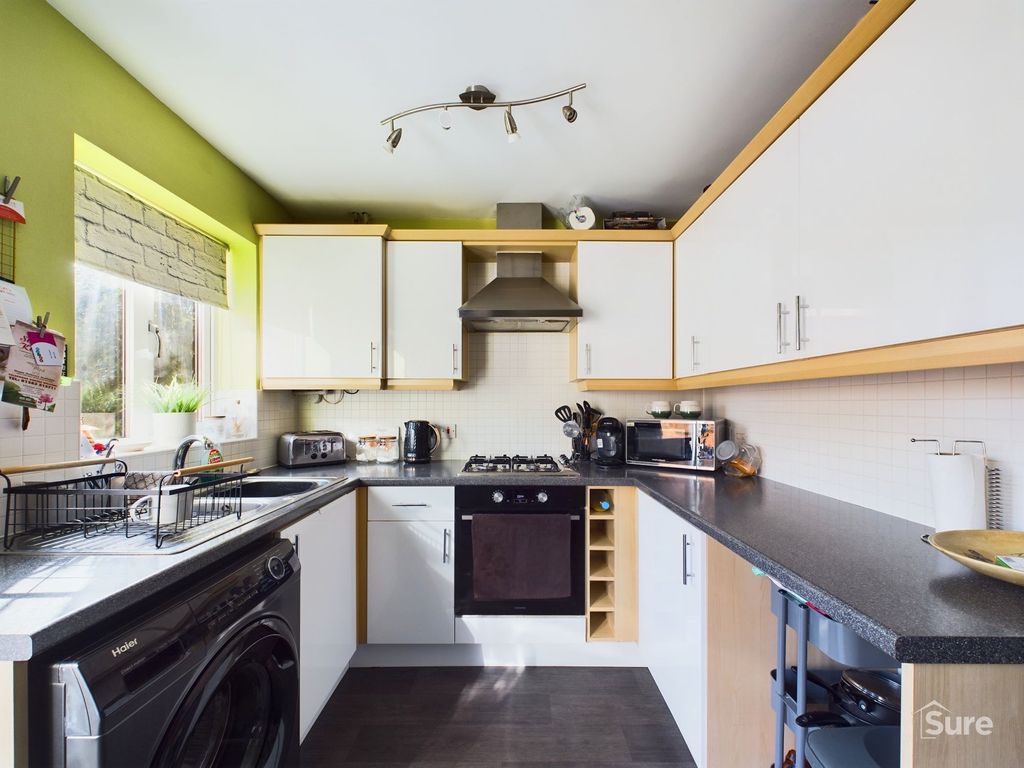 Property photo 3 of 13 Kitchen Diner