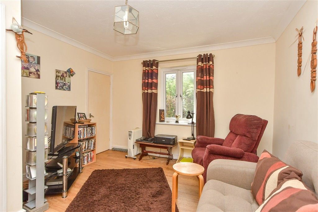 Property photo 2 of 6 Lounge/Diner