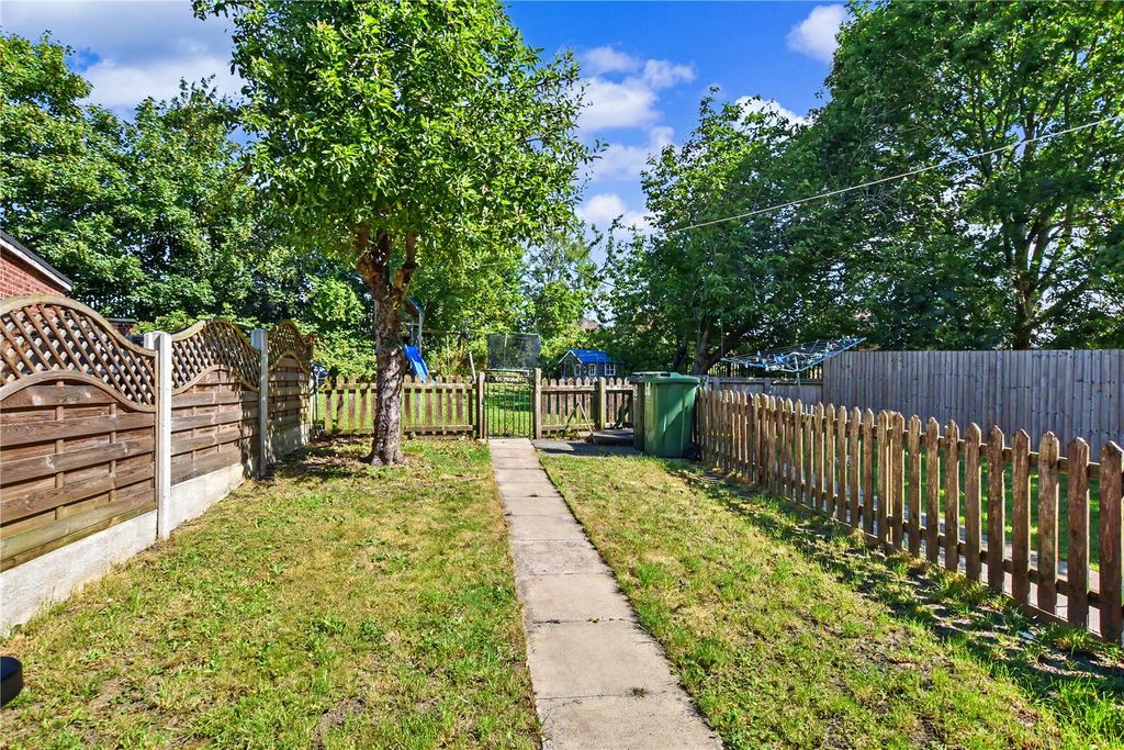 Property photo 2 of 19 Picture No. 29