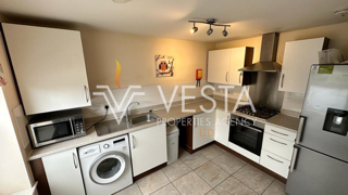 Property photo 2 of 30