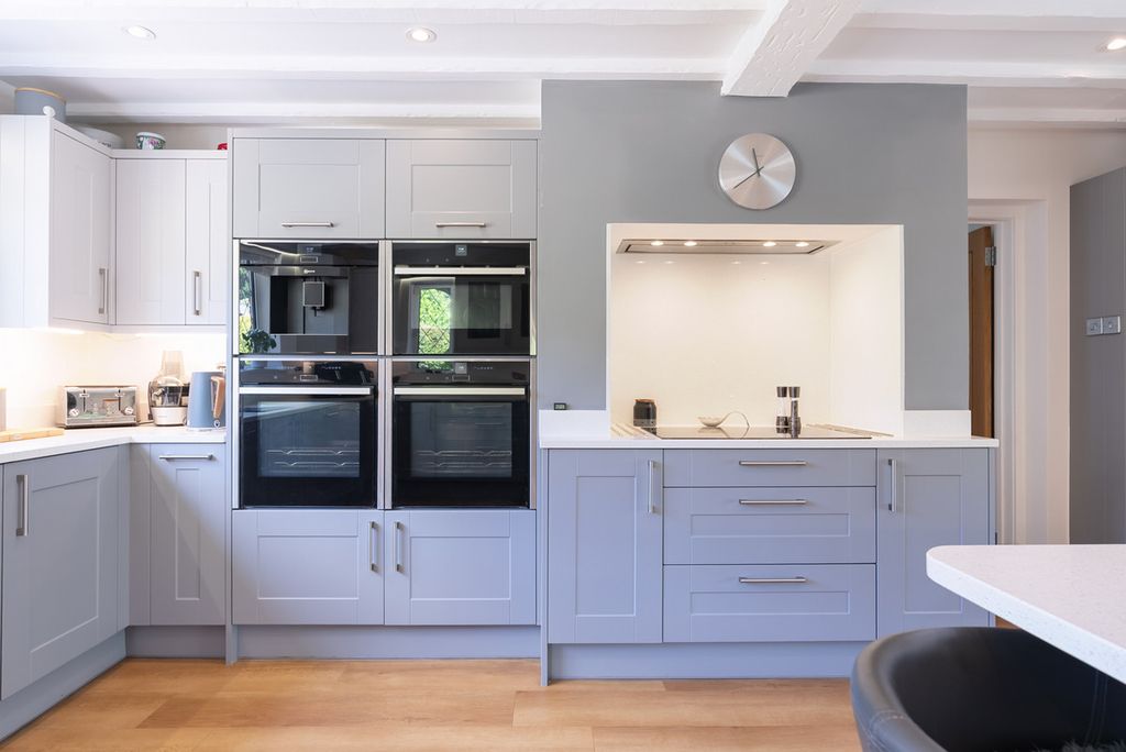 Property photo 2 of 50