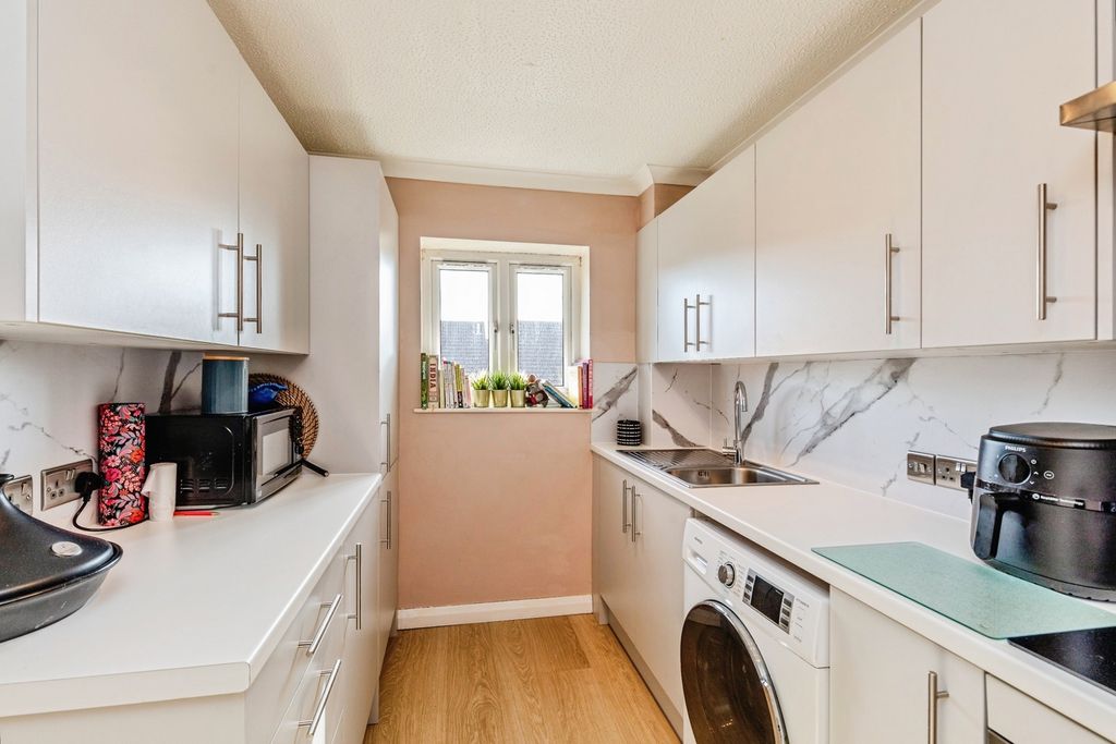 Property photo 2 of 11 Pbox-Img.Jpg